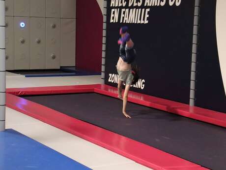 JumpLand40