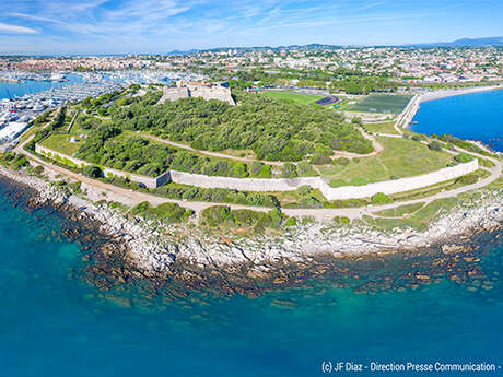 Escursione alla scoperta delle caratteristiche geologiche e paesaggistiche del Capo d'Antibes