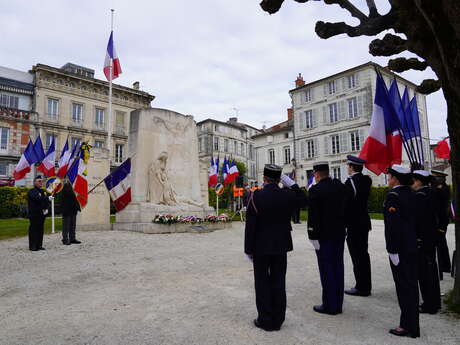 Journée nationale du souvenir et de recueillement à la mémoire des victimes civiles et militaires de la guerre d’Algérie et des combats en Tunisie et au Maroc