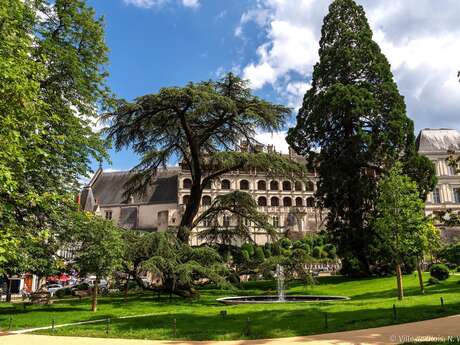 Le square Victor-Hugo