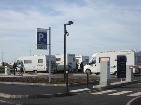 Aire de stationnement et de service de la plage de Dieppe Aire de stationnement et de service de la plage de Dieppe