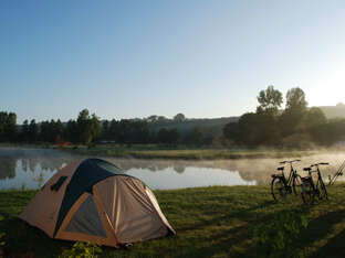 Aire de stationnement et de service du Camping Le Marqueval Aire de stationnement et de service du Camping Le Marqueval