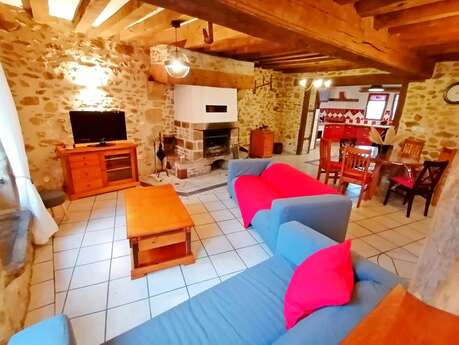 Location Gîtes de France - BUSSIERE DUNOISE - 7 personnes - Réf : 23G1518 Location Gîtes de France - BUSSIERE DUNOISE - 7 personnes - Réf : 23G1518