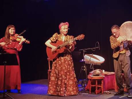 AmoRosa Trio
