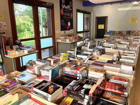 Vente de livres et CD d'occasion
