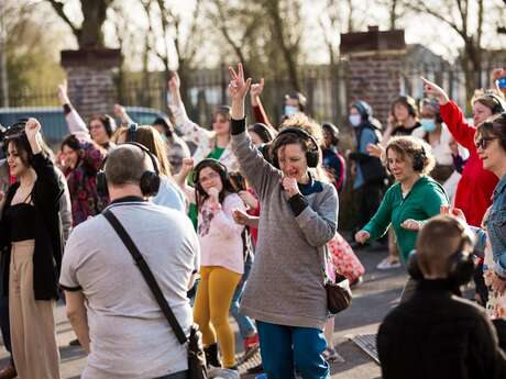 Donne-moi la main (Happy Manif), David Rolland, Élise Lerat