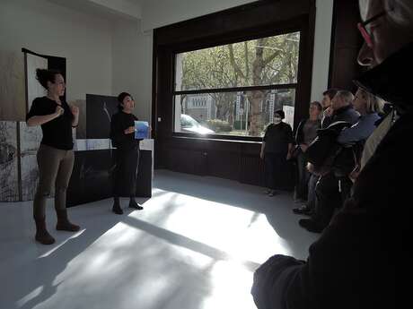 Visite LSF de l'exposition « Ta crème immunitaire » de Lou Masduraud