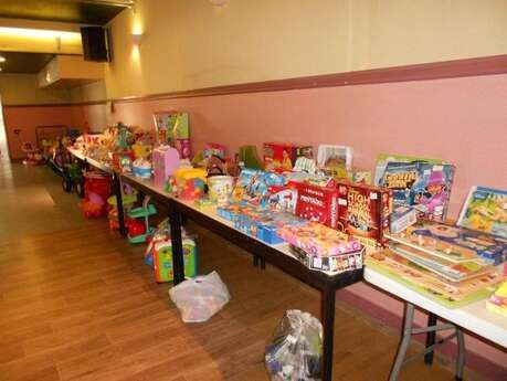 Braderie vêtements enfants de 0 à 10 ans, jouets, puériculture