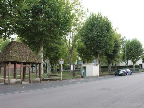 Parking Route d'Autun