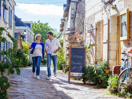 A relaxing walk around Béhuard