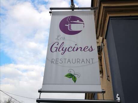 Les Glycines Restaurant