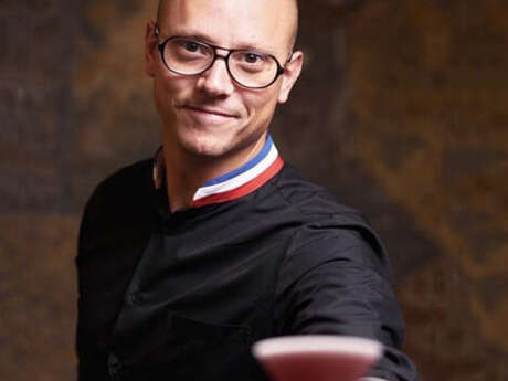 Reporté - L'art du cocktail par Christophe Davoine MOF barman Reporté - L'art du cocktail par Christophe Davoine MOF barman
