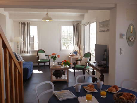 APPARTEMENT - Les Embruns - (BONNEFOY Claude) APPARTEMENT - Les Embruns - (BONNEFOY Claude)