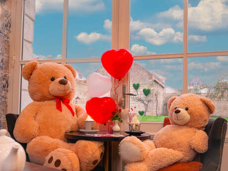 La table des âmes heureuses au Passage Merveilleux