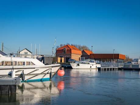 Port de Plaisance d'Aire-sur-la-Lys