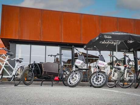 Location de vélos, trottinettes, tandem au port de plaisance d'Aire-sur-la-Lys