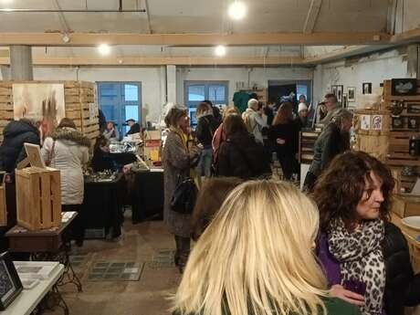 Marché des créateurs 2025 à L'ART HYBRIDE Marché des créateurs 2025 à L'ART HYBRIDE