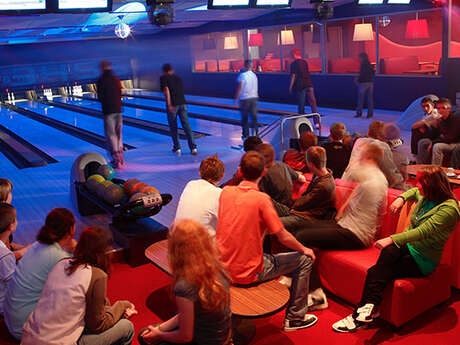 Fêter son anniversaire au Bowling le Carré Saint-Martin