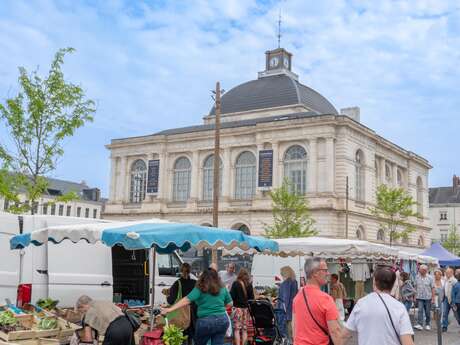 Marché hebdomadaire de Saint-Omer centre-ville