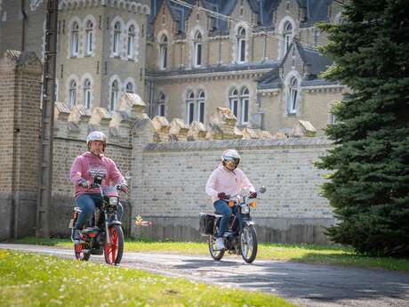 Location de mobylette vintage au départ des Gîtes Le Bon Temps