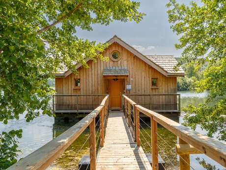 Cabane sur l'eau avec Bain Nordique