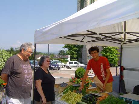 Marché de Vallières-sur-Fier