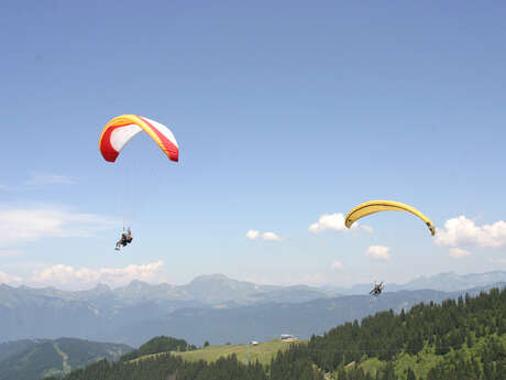 Décollage  parapente de la Kédeuze