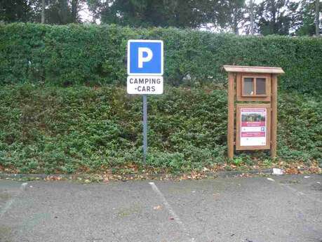 Aire de stationnement camping-cars