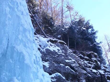 Cascade de glace - Vertical Progress