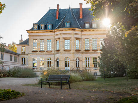 Musée Beaux-Arts, Archéologie et Arts Décoratifs Joseph Déchelette