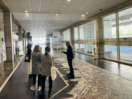 Visite inédite du Port Center  Marseille