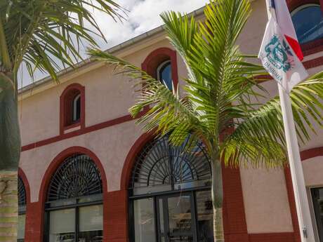 Visite guidée du bâtiment La France australe