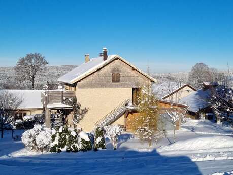Haut  Perché à Giron 1000