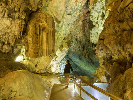 Grottes du Cerdon – Parc de Loisirs Préhistoriques