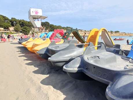 Location de bateau à pédales sur la plage