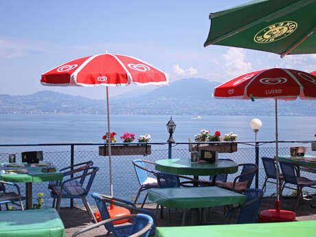 Café Helvetia "Au 17 17"