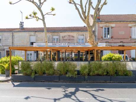 Bistrot La Petite Cabane