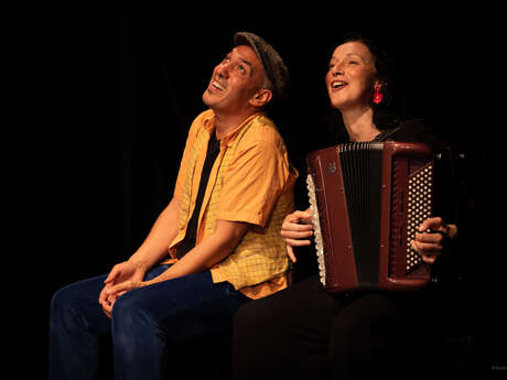 Poète en cavale, HK et Claire Bernardot