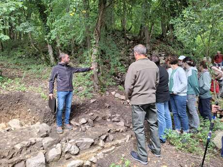 Visite commentée : À la recherche du Castrum Thigernum - Journées départementales de l'Archéologie