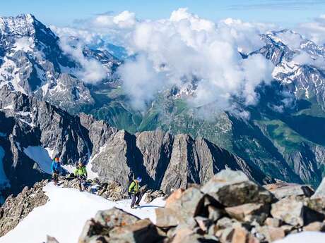 Écrins d'Alpinisme : Randonnée glaciaire : le tour des Ailefroides - Roc Ecrins