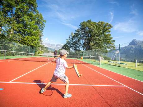 Stage de tennis enfants de 4 à 16 ans