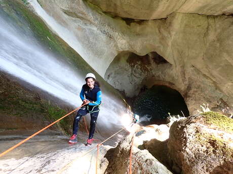 Bon cadeau canyoning – Sensations et nature