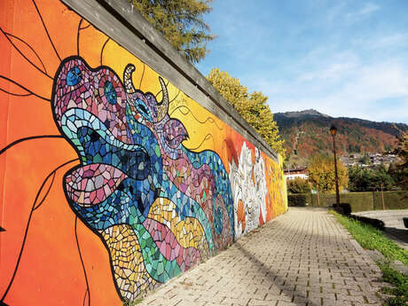Art Vache : fresque "Quand l'art vache rencontre l'art catalan"