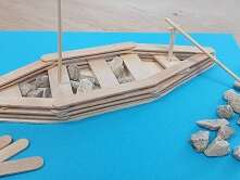 Atelier : bateau sur l'eau