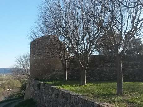 La tour de l'ancien château de Lébrigniana