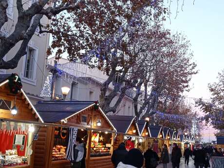 Marché artisanal de Noël à Martigues