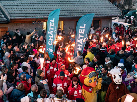 Pot d'accueil et arrivée aux flambeaux