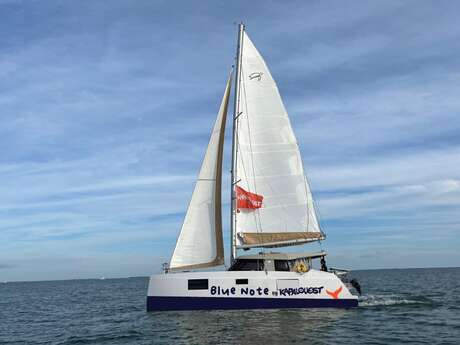 Sortie en mer sur catamaran à voile de 4h par Kapalouest - Blue Note