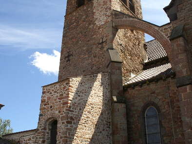 Eglise de St Cyr de Favières