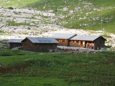 Tour of Les Fiz - Stage 2 - Refuge Alfred Wills > Refuge des Fonts > Refuge de Sales (1877m)